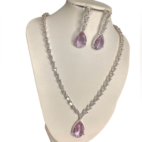 Vintage Classic Diamonds and Purple Crystal Necklace in Titanium, 12 inches Long - Picture 2 of 7